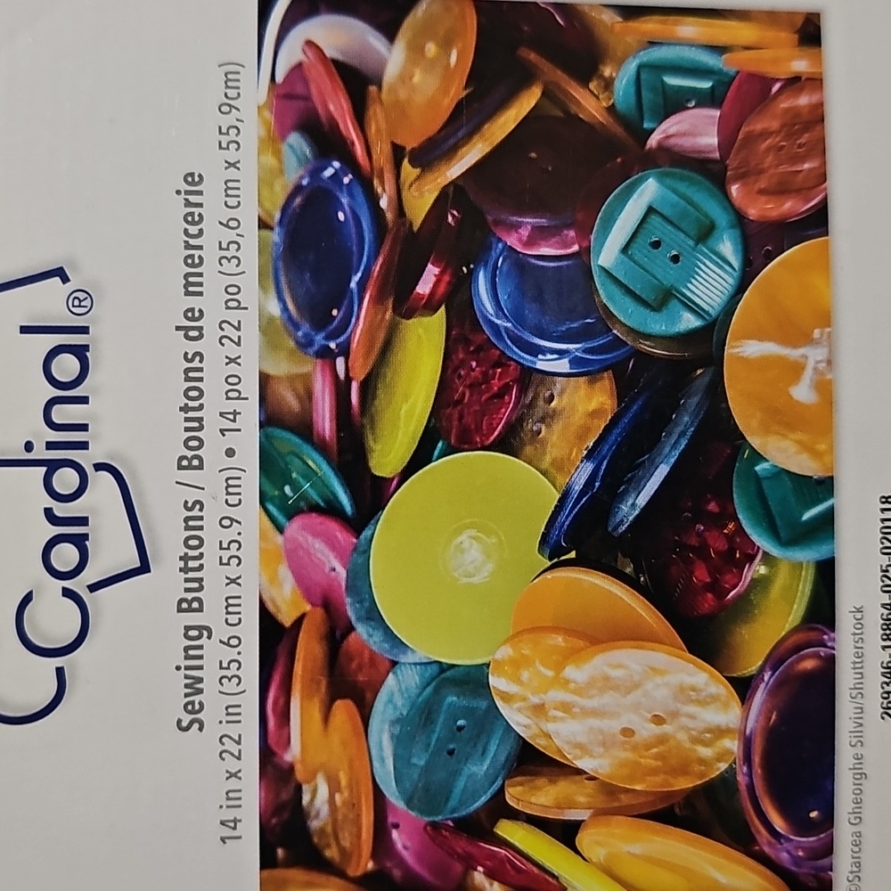 Cardinal 1000 Piece Puzzle Sewing Buttons 14" x 22" - Picture 10 of 13